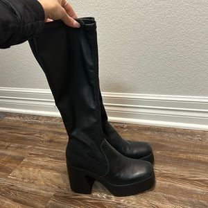 Steve Madden Boots